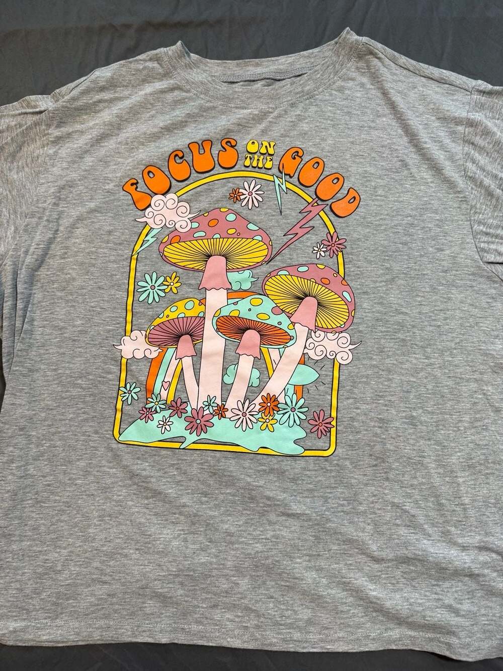 Modern Lux Focus on the Good Mushroom Graphic T-Shirt Gray XL